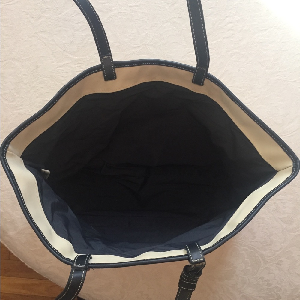 Estée Lauder Cream PVC Satchel